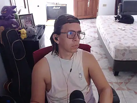 Snapshot of Pit_xxz chatting on 06.21.26 Pit xxz online show from 06.21.26