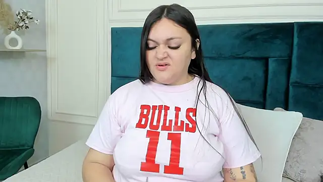 Snapshot of Charlotte_Mayer chatting on 01.30.25 Charlotte Mayer online show from 01.30.25