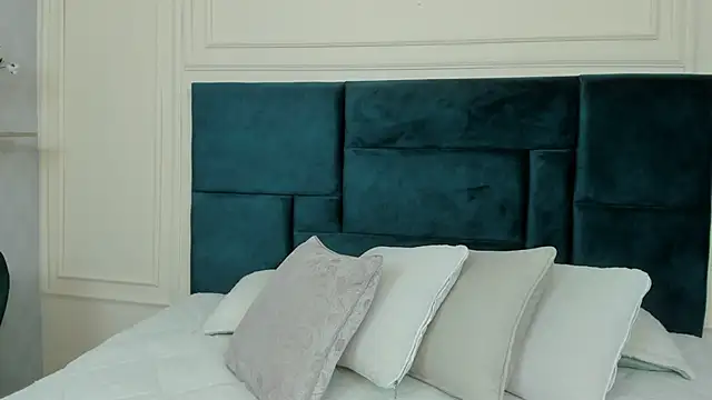 Snapshot of Charlotte_Mayer chatting on 02.24.25 Charlotte Mayer online show from 02.24.25