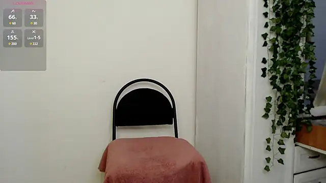 Snapshot of lounahyan chatting on 01.14.25 lounahyan online show from 01.14.25