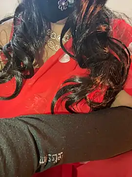 Snapshot of SnehaRai chatting on 02.11.25 SnehaRai online show from 02.11.25