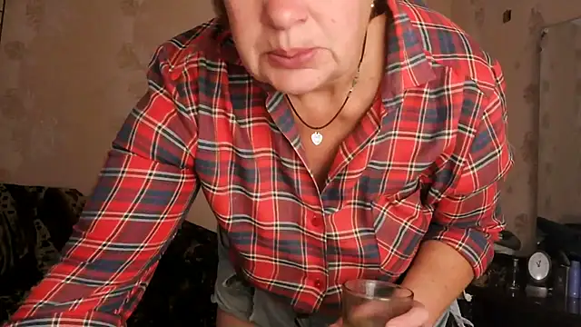 Ettie Tonia online show from 10.27.25