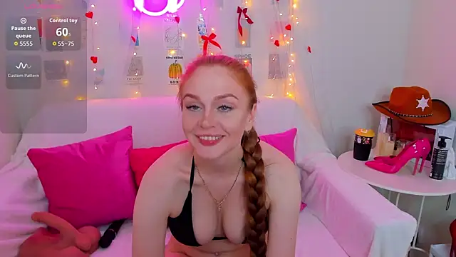 Snapshot of Merida_red_ chatting on 06.08.26 Merida red online show from 06.08.26