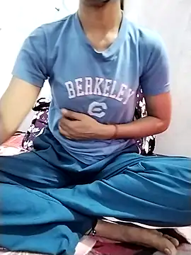 Snapshot of Cute-Ridhima chatting on 02.15.26 Cute-Ridhima online show from 02.15.26