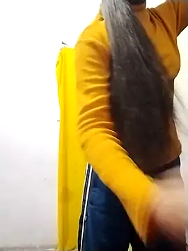 Snapshot of Cute-Ridhima chatting on 02.18.26 Cute-Ridhima online show from 02.18.26
