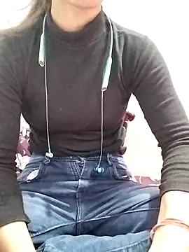 Snapshot of Cute-Ridhima chatting on 02.23.26 Cute-Ridhima online show from 02.23.26