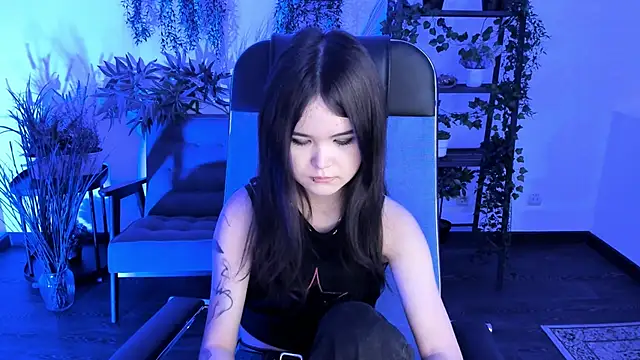 Elainebeness online show from 12.02.25