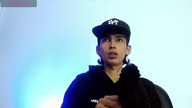 ttimy x boy online show from 11.18.25