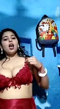 Snapshot of Sweet-Rani chatting on 12.20.24 Sweet-Rani online show from 12.20.24