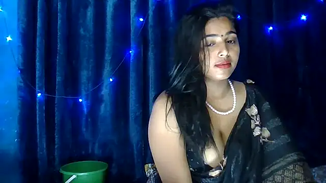 Snapshot of Sweet-Rani chatting on 03.05.25 Sweet-Rani online show from 03.05.25