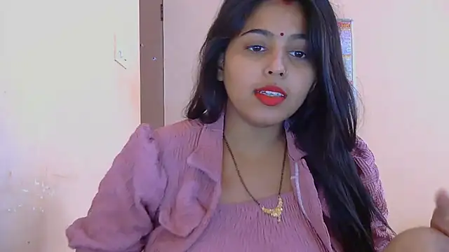 Snapshot of Sweet-Rani chatting on 11.19.25 Sweet-Rani online show from 11.19.25
