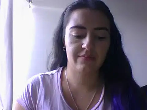 Snapshot of _karlie_kloss_ chatting on 01.18.25 karlie kloss online show from 01.18.25