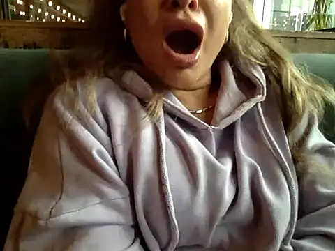 Snapshot of persiannqueen chatting on 03.10.25 persiannqueen online show from 03.10.25