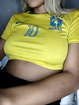 Snapshot of fofinhaa12 chatting on 03.12.25 fofinhaa12 online show from 03.12.25