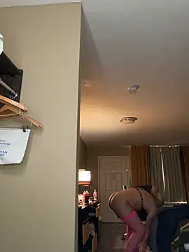 TSfem online show from 12.24.24