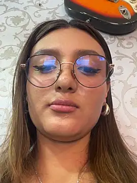 Snapshot of Afrodita_Shalom chatting on 02.02.25 Afrodita Shalom online show from 02.02.25