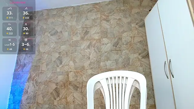 Snapshot of mikejaybra chatting on 10.22.25 mikejaybra online show from 10.22.25