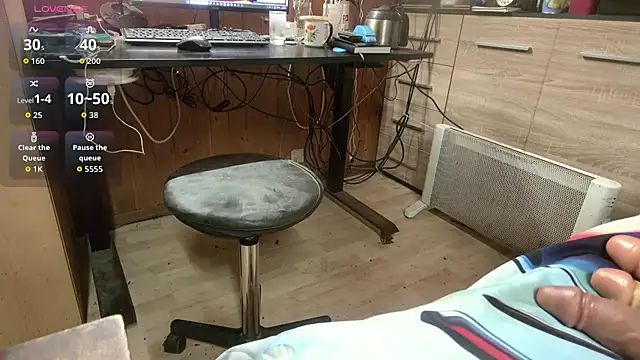 Snapshot of misteryman1956 chatting on 11.05.25 misteryman1956 online show from 11.05.25