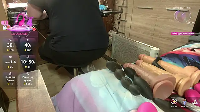 Snapshot of misteryman1956 chatting on 11.28.25 misteryman1956 online show from 11.28.25