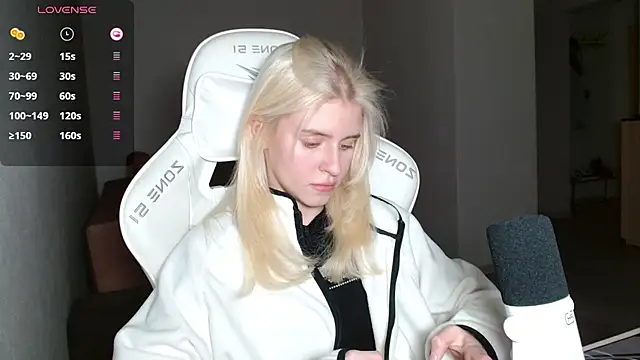 LizaKisses online show from 10.02.25