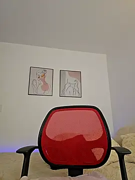 VictoriaEvaans  online show from 02.16.25