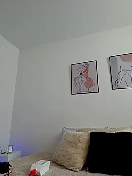 VictoriaEvaans  online show from 09.21.25