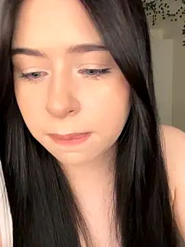 Snapshot of _SweetCandyy chatting on 11.20.25 SweetCandyy online show from 11.20.25