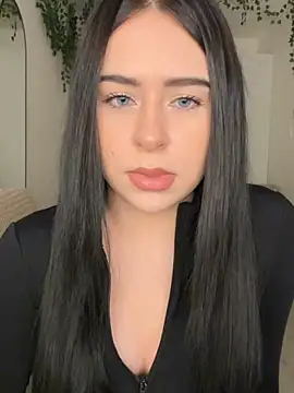  SweetCandyy online show from 04.16.26