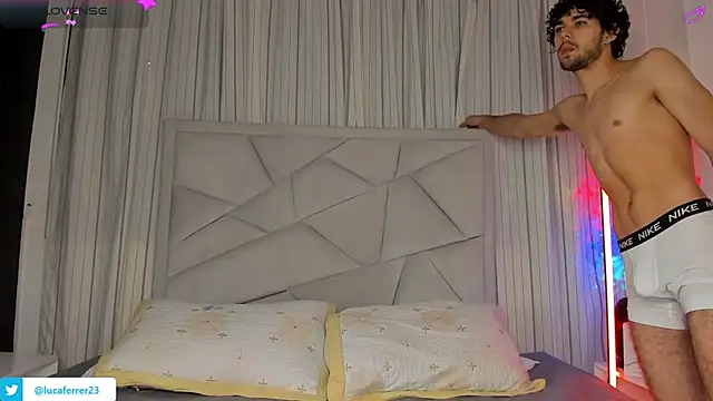 Luca ferrer  online show from 03.03.26