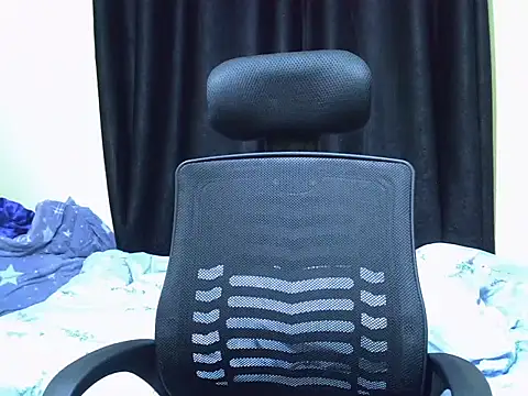 Horny-slut  online show from 12.22.25