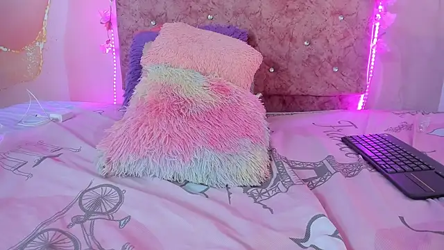 Bella  sweet online show from 02.08.25