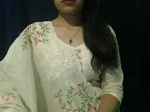 Yashi online show from 04.11.26