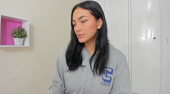 ASIAM BRUNET online show from 02.25.25