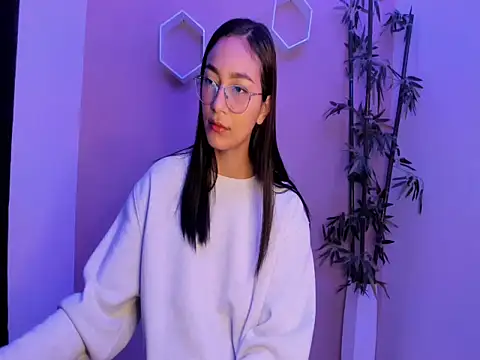 ASIAM BRUNET online show from 02.11.26