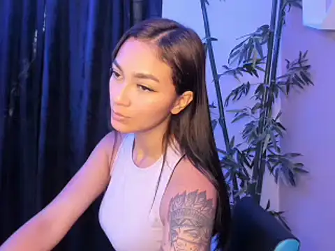 ASIAM BRUNET online show from 04.16.26