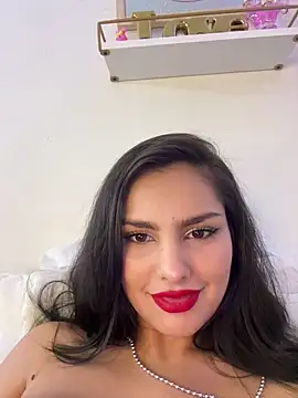 Maddy Rouse  online show from 03.14.25