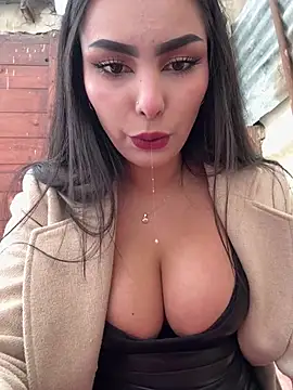 Maddy Rouse  online show from 04.17.26