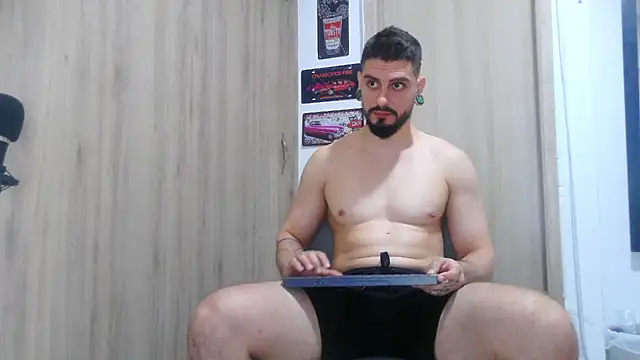 Aaron kwok28 online show from 10.30.25