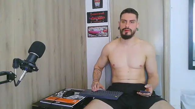 Aaron kwok28 online show from 02.16.26