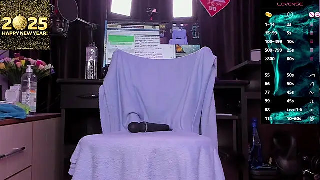 Snapshot of Raissa_sky26 chatting on 01.03.25 Raissa sky26 online show from 01.03.25