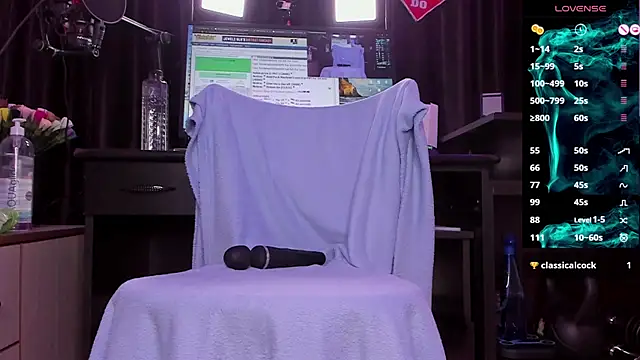 Snapshot of Raissa_sky26 chatting on 01.07.25 Raissa sky26 online show from 01.07.25