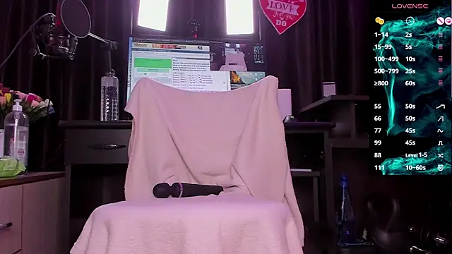 Snapshot of Raissa_sky26 chatting on 01.09.25 Raissa sky26 online show from 01.09.25