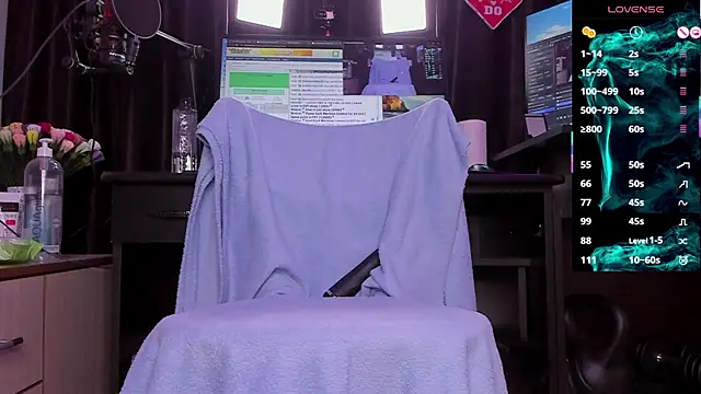 Snapshot of Raissa_sky26 chatting on 03.02.25 Raissa sky26 online show from 03.02.25