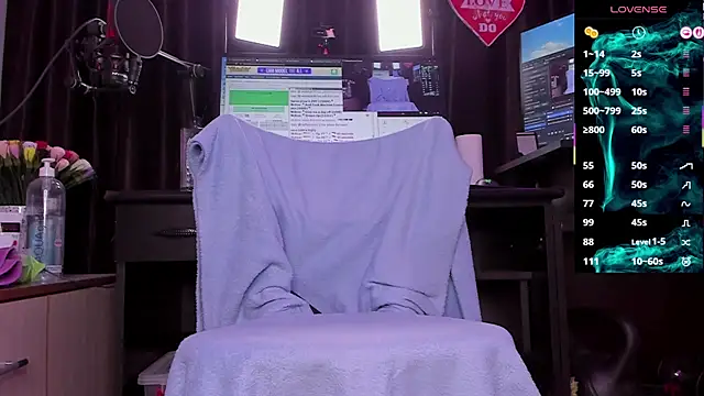 Snapshot of Raissa_sky26 chatting on 03.06.25 Raissa sky26 online show from 03.06.25