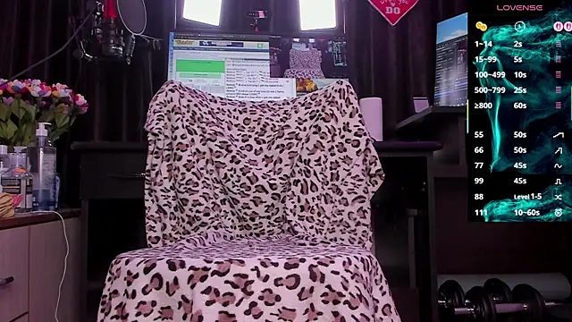 Snapshot of Raissa_sky26 chatting on 09.09.25 Raissa sky26 online show from 09.09.25