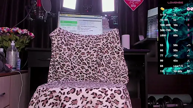 Snapshot of Raissa_sky26 chatting on 09.16.25 Raissa sky26 online show from 09.16.25