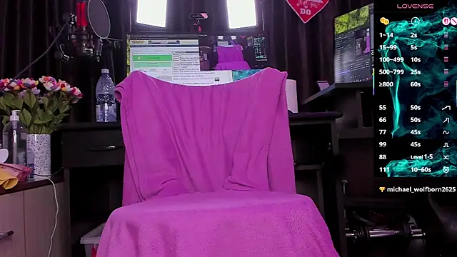 Snapshot of Raissa_sky26 chatting on 09.30.25 Raissa sky26 online show from 09.30.25