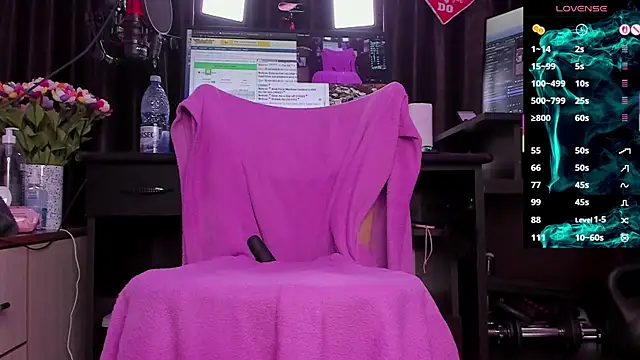 Snapshot of Raissa_sky26 chatting on 12.02.25 Raissa sky26 online show from 12.02.25