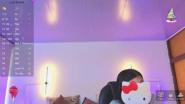 Snapshot of _gaby2 chatting on 11.06.25 gaby2 online show from 11.06.25