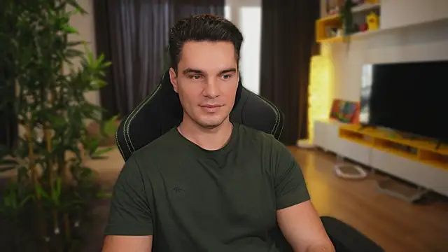 Snapshot of billypassion chatting on 10.11.25 billypassion online show from 10.11.25